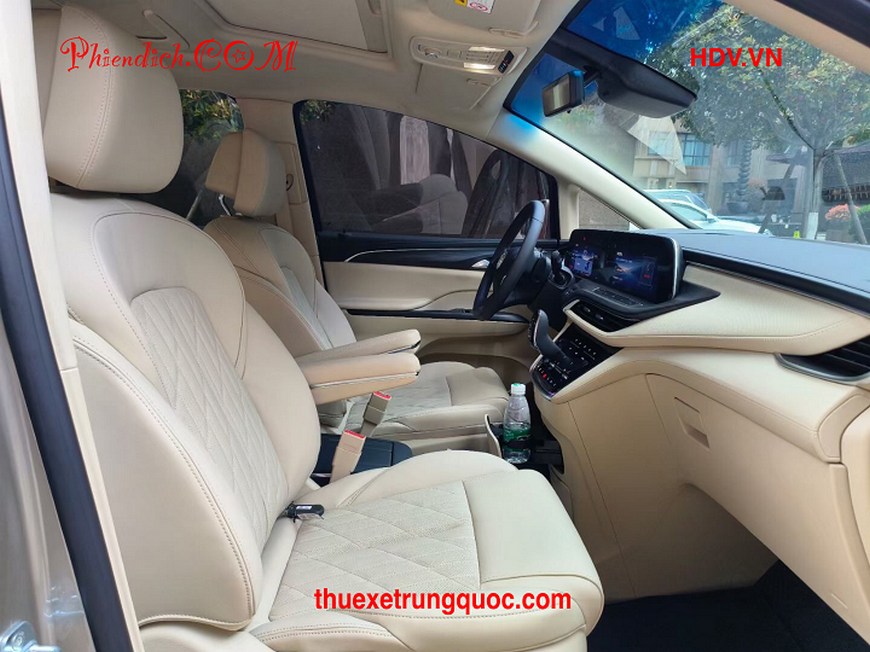 Dịch vụ cho thuê xe du lịch và HDV tiếng Việt tại Thượng Hải nhận được nhiều ủng hồ.