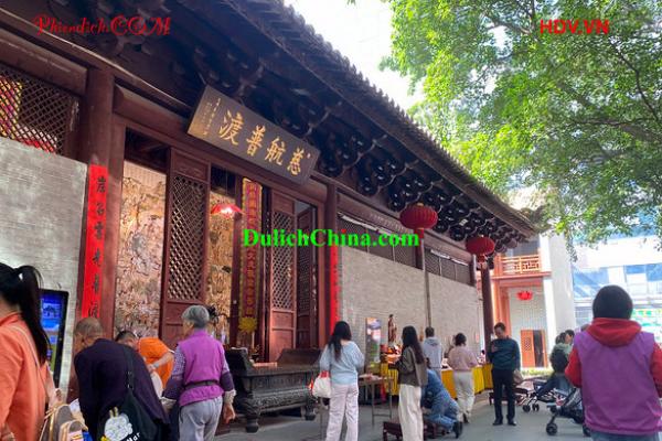 Tour gia đình Việt Nam thuê hướng dẫn viên du lịch tại Quảng Châu